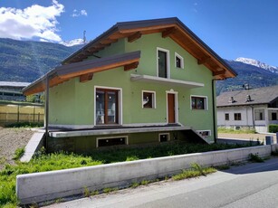 Villa in vendita a Chatillon Aosta