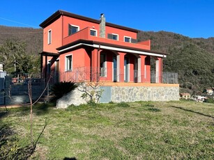 Villa in vendita a Fosdinovo