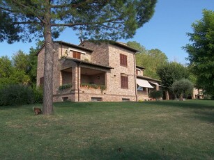 Villa in Vendita a Montepulciano