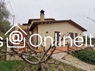 Villa in Vendita a Perugia Strada Comunale Monte Pacciano