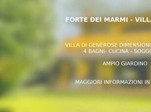 Villa in Vendita ad Forte Dei Marmi - 2100000 Euro