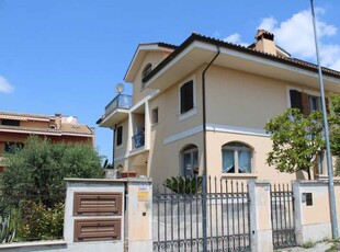 Villa in Vendita ad Teramo - 260000 Euro