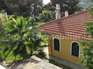 Villa nuova a Bordighera - Villa ristrutturata Bordighera