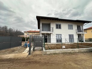 Villa nuova a Cantù - Villa ristrutturata Cantù