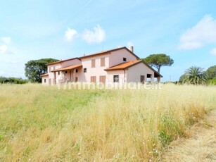 Villa nuova a Cecina - Villa ristrutturata Cecina