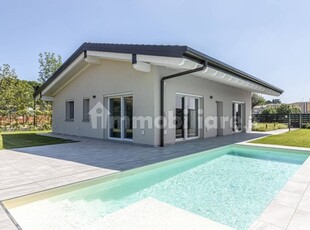 Villa nuova a Lonato del Garda - Villa ristrutturata Lonato del Garda