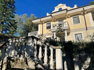 Villa Singola in Vendita ad Moncalieri - 450000 Euro