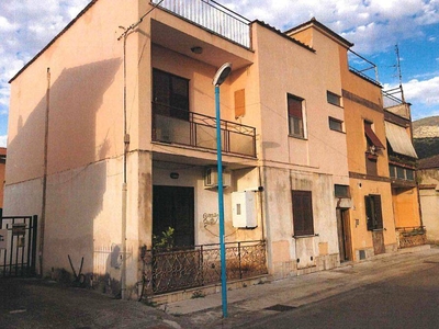 Appartamento in zona Monticchio a Sermoneta