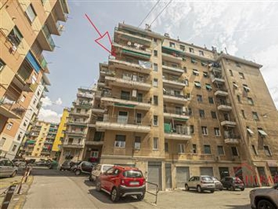 Appartamento - Trilocale a Prà, Genova