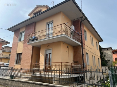 Casa indipendente di 250 mq a Colli del Tronto