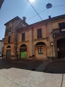 Rustico / Casale in vendita a Caprino Bergamasco