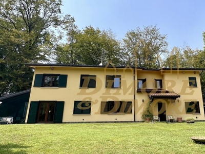villa indipendente in vendita a Dobbiate