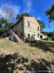 Ville, villette, terratetti Fermo Contrada Cecapalomba cucina: Cucinotto,