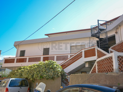 Casa indipendente con terrazzo in strada statale 114 orientale sicula 114, Messina
