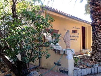 Villa unifamiliare in vendita a La Maddalena