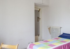 Letto in camera condivisa in appartamento con 2 camere da letto, Monteverde, Roma