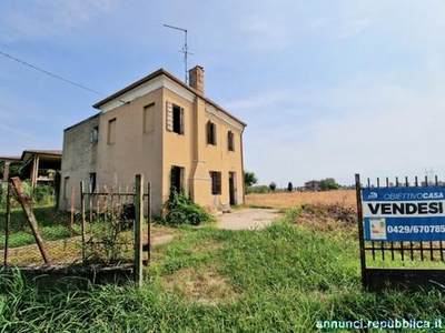 A Ponso, nella strada che porta