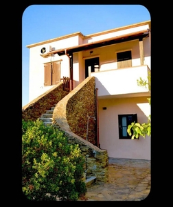 Appartamento 'Casa Vacanze Il Girasole A Stintino' con vista mare, balcone e aria condizionata