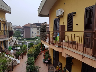 Appartamento indipendente in vendita a Gravina Di Catania Catania
