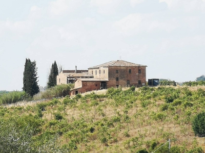 Rustico casale in vendita a Siena Monsindoli