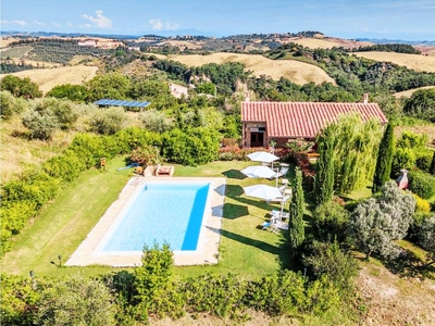 Splendida casa a Volterra con piscina, terrazza e barbecue