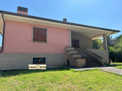 Villa nuova a Pergola - Villa ristrutturata Pergola