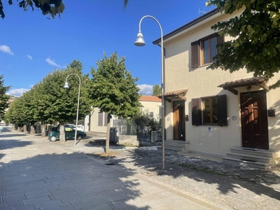 villaschiera in vendita a Sellano