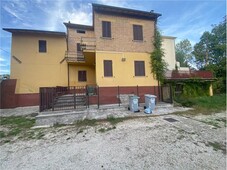 Villa trifamiliare in Via Bastiola, 1, Bastia Umbra (PG)