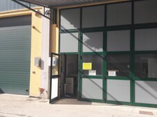Laboratorio in vendita a Martinsicuro via dei Castani 5