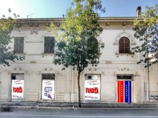 Locale Commerciale in vendita ad Avezzano monte velino 64