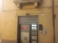 Negozio in in vendita da privato a Sulmona via Manlio d'Eramo, 9