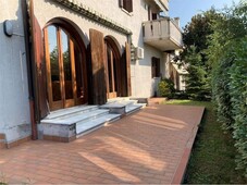 Villa Bifamiliare in vendita ad Altavilla Vicentina via somaggio, 15