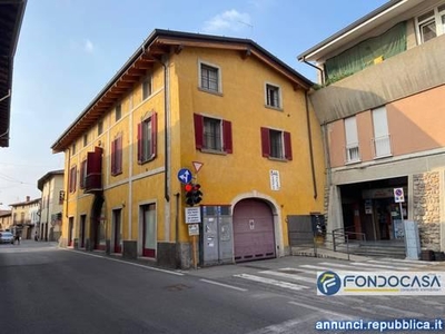 Appartamenti Palazzolo sull'oglio cucina: Abitabile,