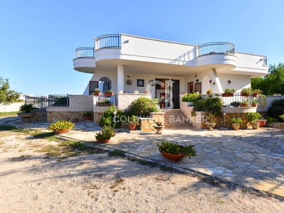 Villa in vendita a San Cesario di Lecce