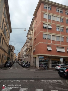 Appartamento in Vendita in Via delle Grazie a Livorno