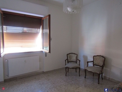 Appartamento in Vendita in Via Giovan Pietro 2 a Carrara