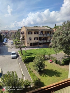 Appartamento in Vendita in Via Giuseppe Giacosa a Grosseto