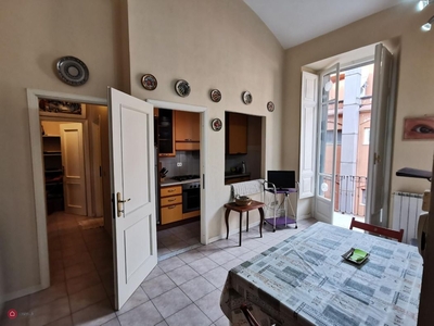 Appartamento in Vendita in Via Cavour a Carrara