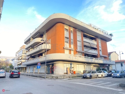 Appartamento in Vendita in Via Toniolo 8 a Carrara