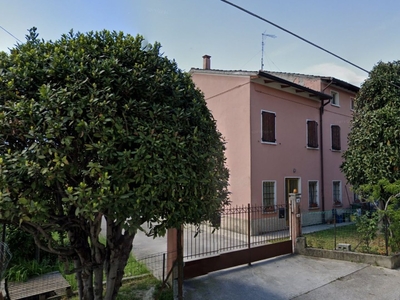 Casa 6 locali di 165 m² in Castel Goffredo