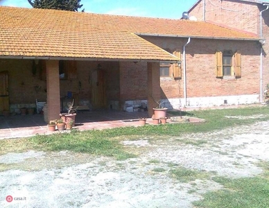 Casa Bi/Trifamiliare in Vendita in a Grosseto