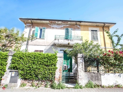 Casa Bi/Trifamiliare in Vendita in Via Rinchiosa a Carrara