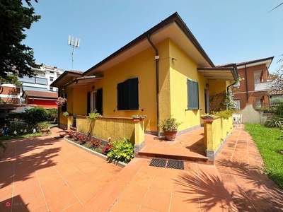 Casa indipendente in Vendita in Via della bassa 142 a Carrara