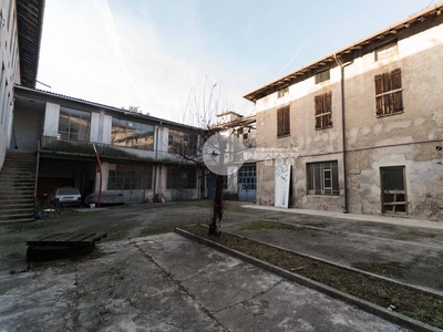 Casa indipendente in Via pittore renica, Bagnolo Mella, 30 locali