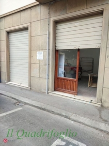 Negozio/Locale commerciale in Vendita in Via del Seminario a Prato