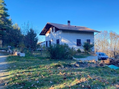 Villa in Poggio dei ciliegi, Ponzone, 7 locali, 2 bagni, garage