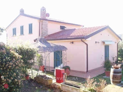 Villa in Vendita in Località Casette di Mota a Grosseto