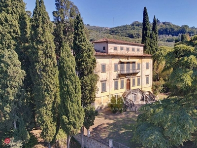 Villa in Vendita in Via Gora e Barbatole 268 a Pistoia