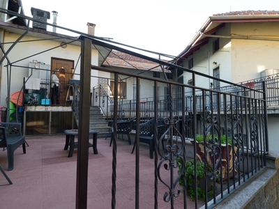 Casa semi indipendente in vendita a Candelo Biella Candelo Centro (la Villa)