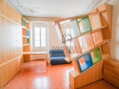 Appartamento in vendita a Bolzano via Doktor Joseph Streiter, 47